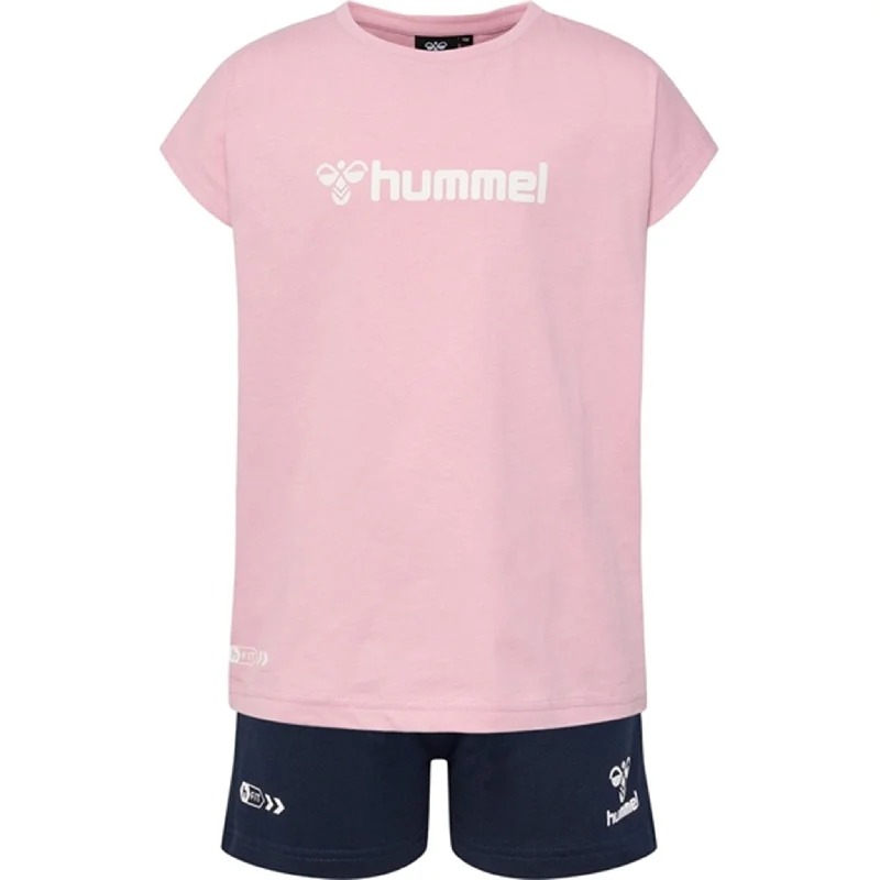 Polka dot shorts playful -Hummel Zephyr Nova Shorts Set