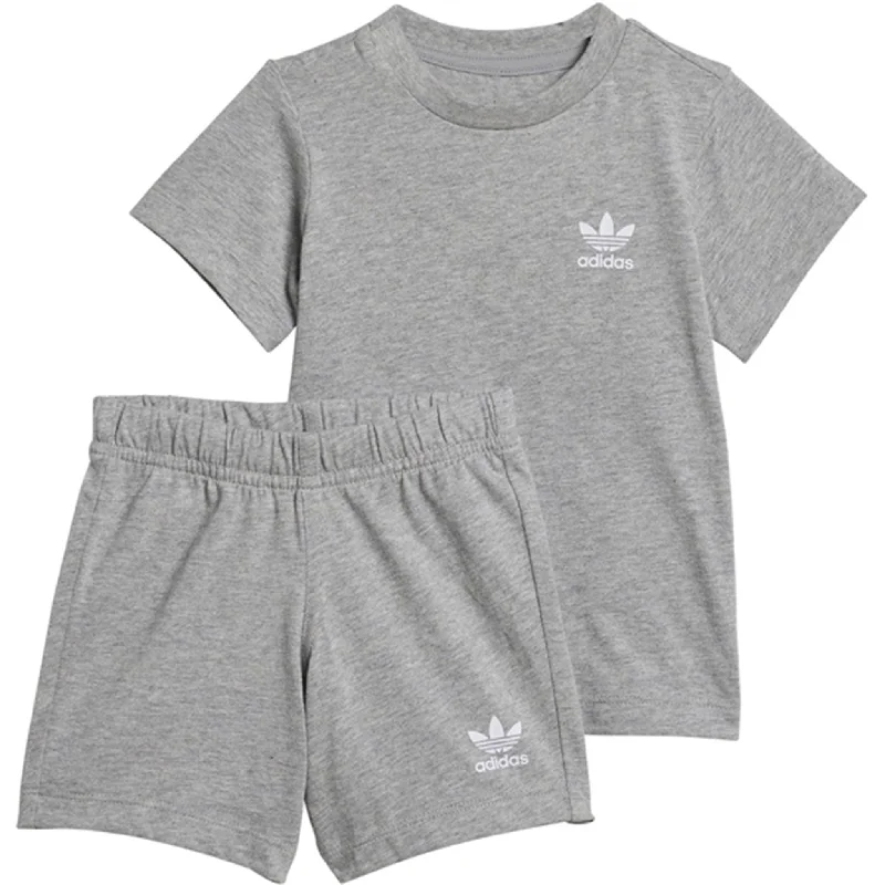 Distressed shorts grunge look -adidas Originals Grey Shorts Tee Set