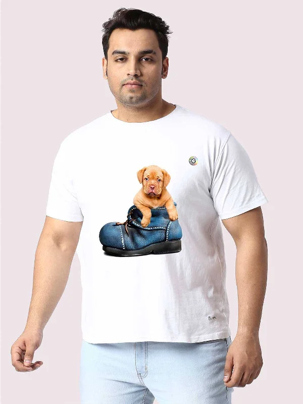 T-shirts for drink fans -Men Plus Size White Puppy in a Shoe Printed Round Neck T-Shirt