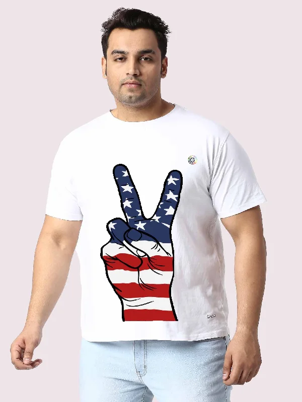 T-shirts for chefs funny -Men Plus Size White Peace Sign Hand American Flag Round Neck T-Shirt