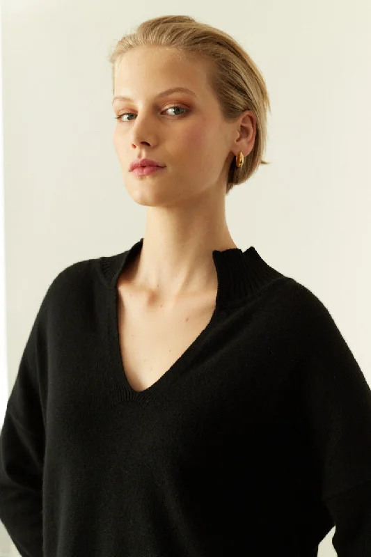 Pullover sweater with stripe hem -Black Cashmere V-Neck Funnel Sweater