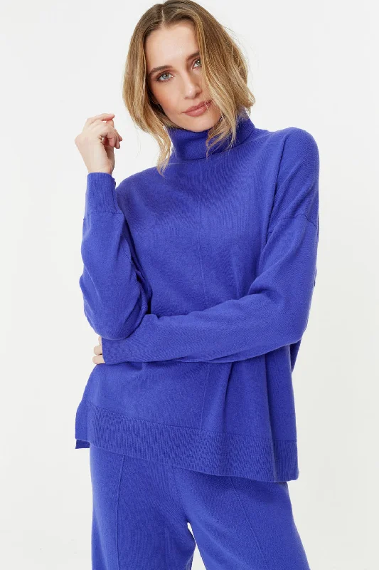 Pullover sweater with beach nights -Blue-Violet Wool-Cashmere Relaxed Rollneck Sweater