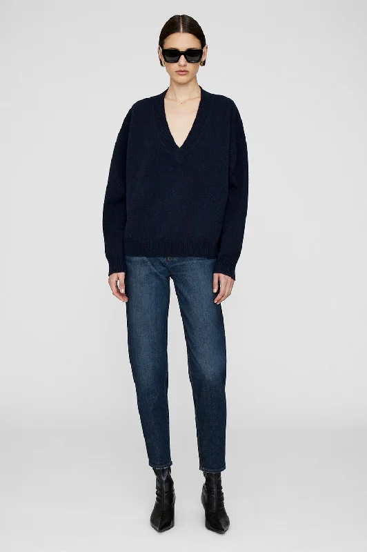 Pullover sweater with long hem -Lee Sweater - Deep Navy